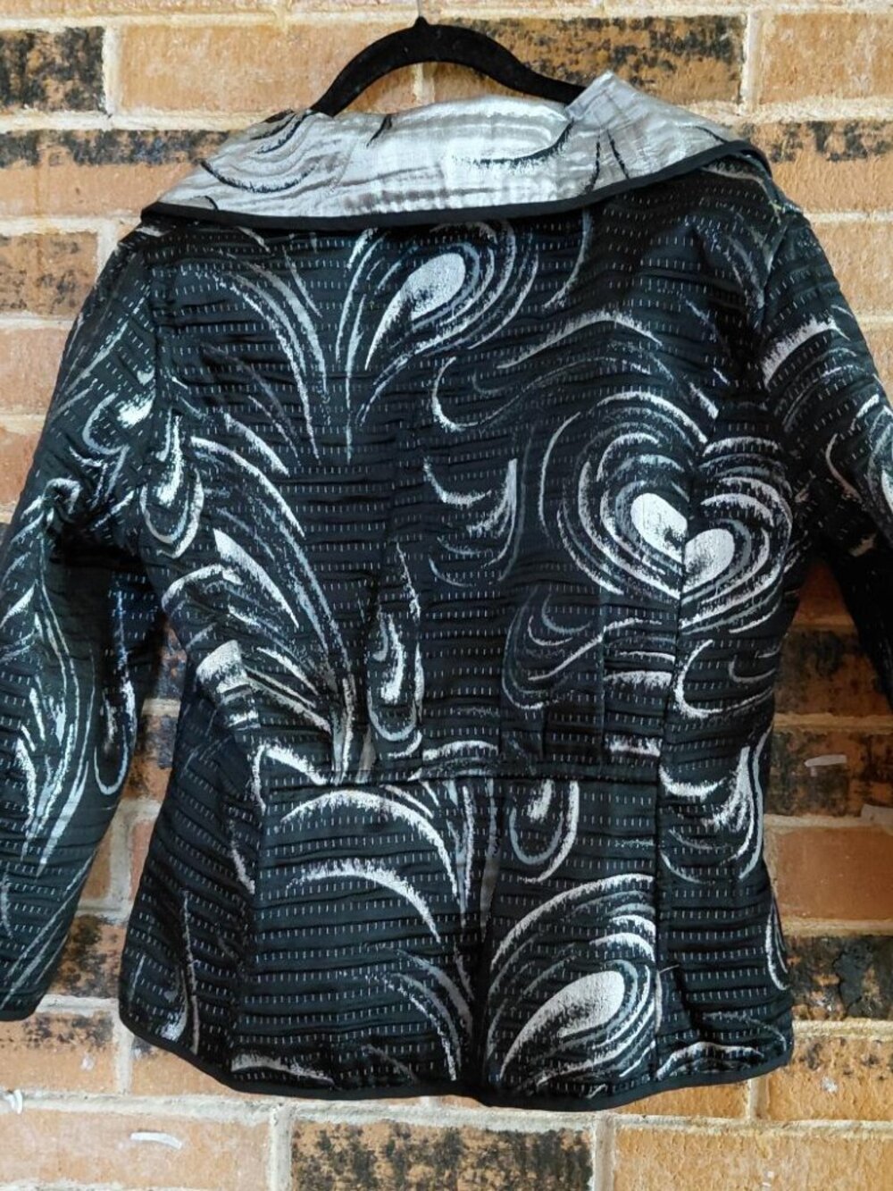 I-Reversibles Abstract Design Reversible Jacket - Picture 6 of 6